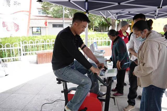 “体融雪域·科健高原”体育科普中国行活动走进西藏昌都(图3)