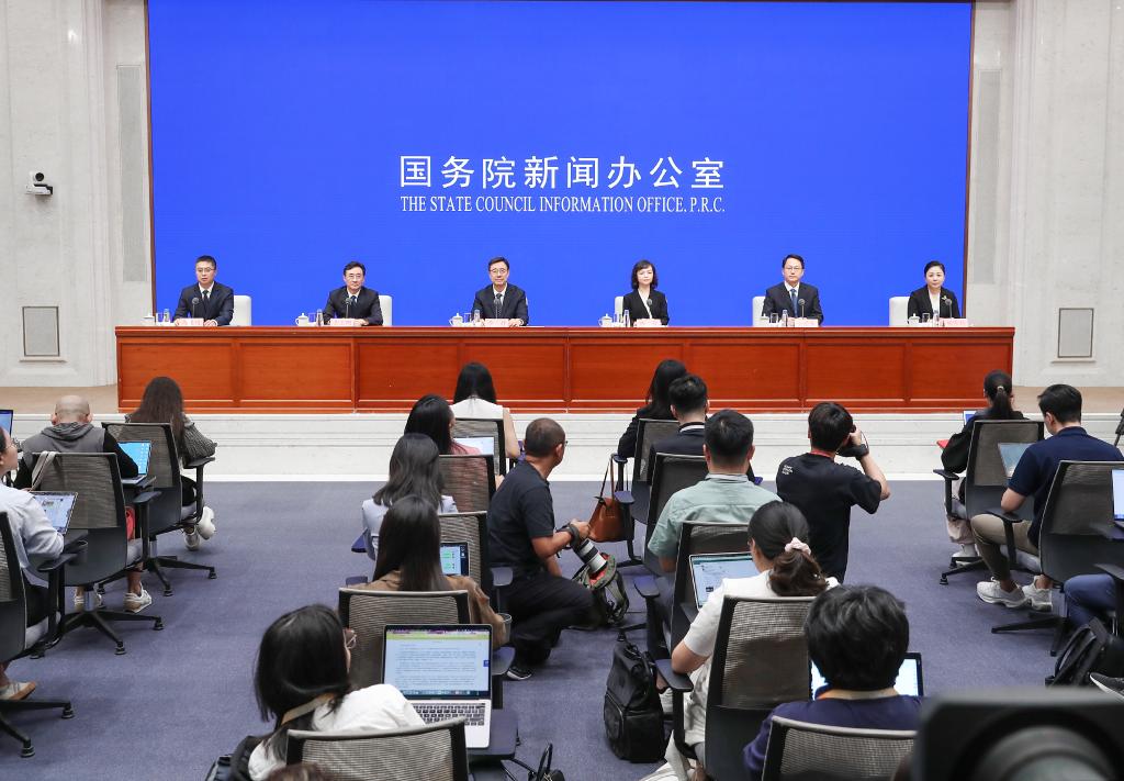 适应新趋势聚焦“高质量”——各部委解读《关于释放体育消费潜力进一步推进体育产业高质量发展的意见(图1)