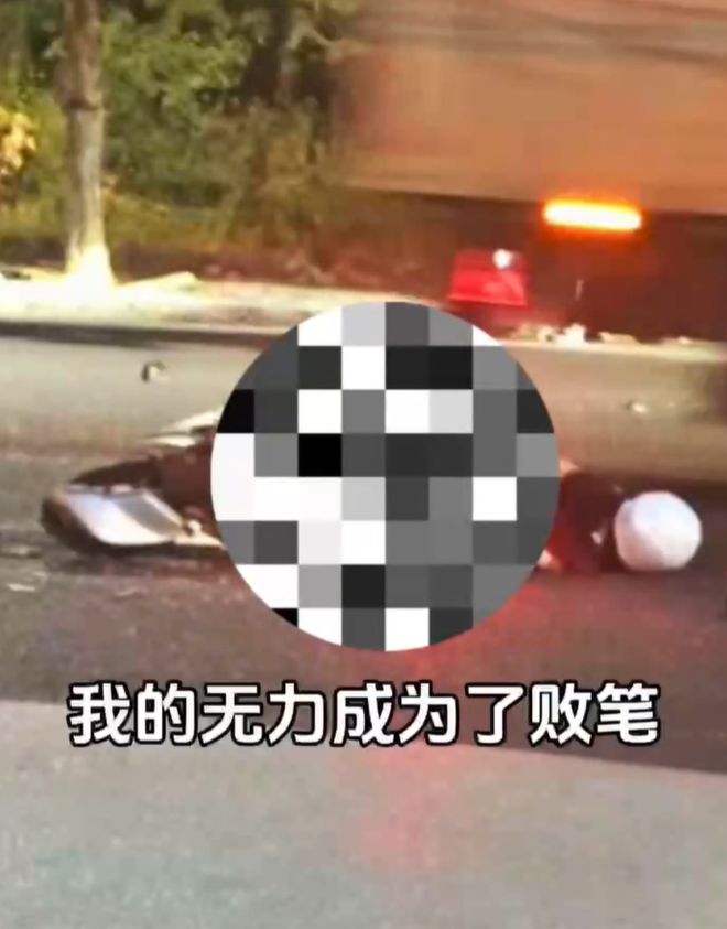 惊！健身教练与四女学员上演“情”戏头折一圈半！(图24)