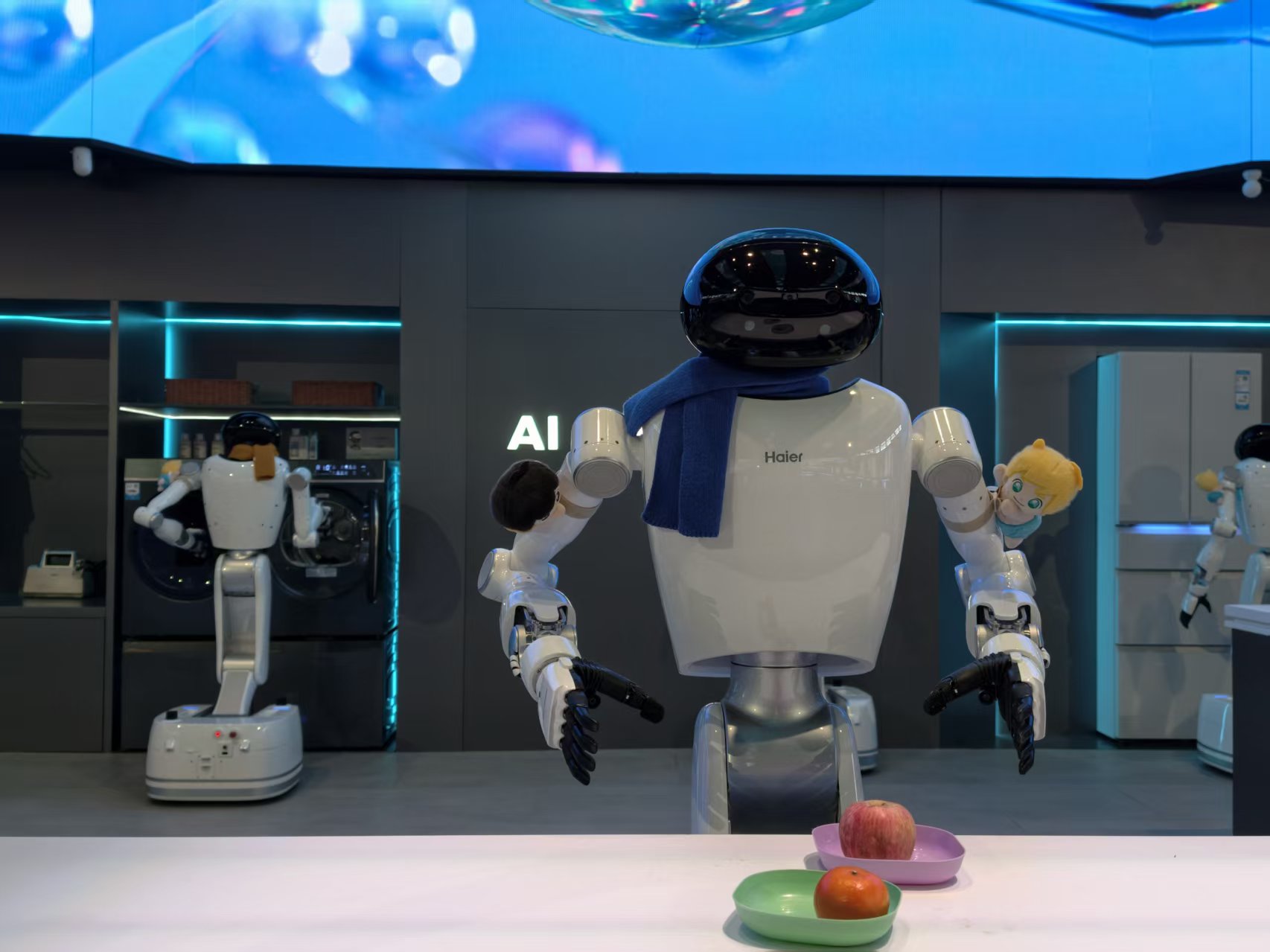 人均暴走10万步！我们总结了11个关于AI硬科技未来的答案(图10)