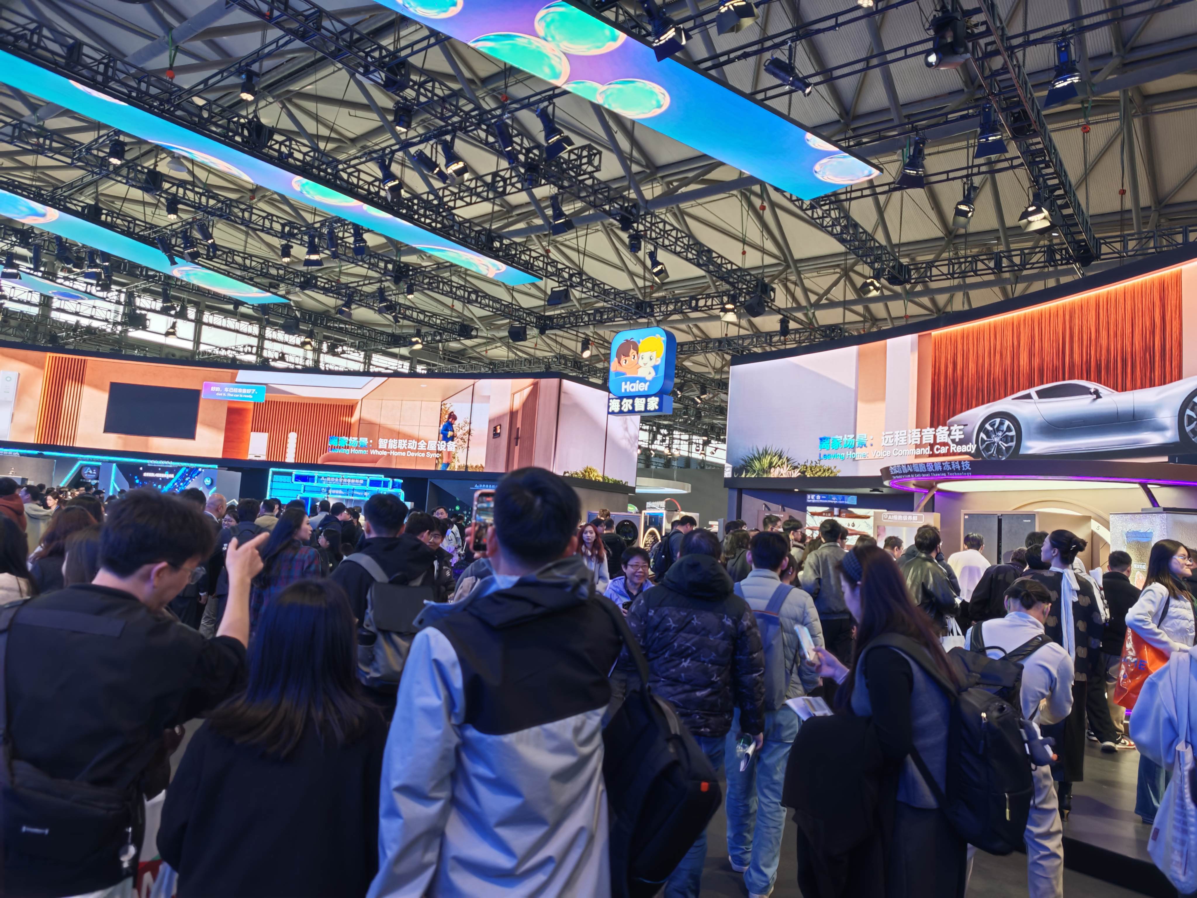 人均暴走10万步！我们总结了11个关于AI硬科技未来的答案(图26)