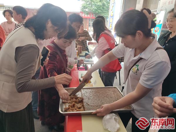 建阳：“相聚金秋日乐享重阳时”重阳趣味冰壶活动