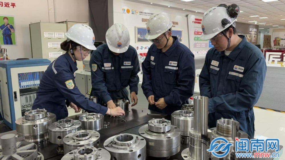 世界地球日赴“绿色之约”福建炼化举办公众开放日活动(图3)