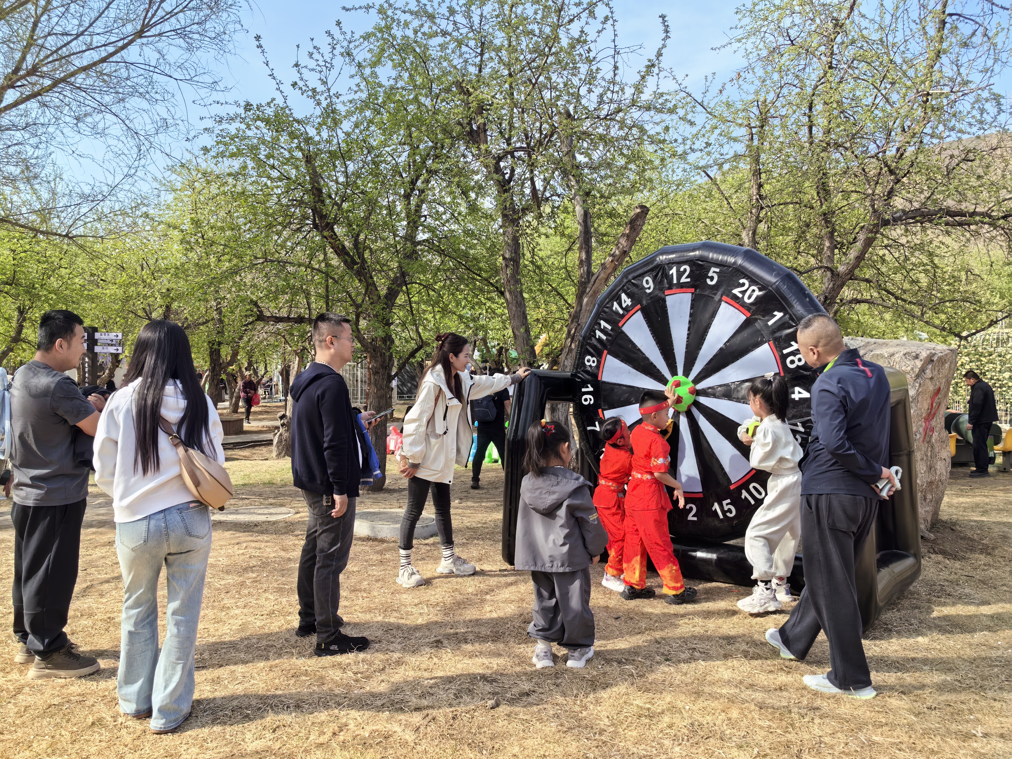 体育科研惠民服务暖心！(图2)