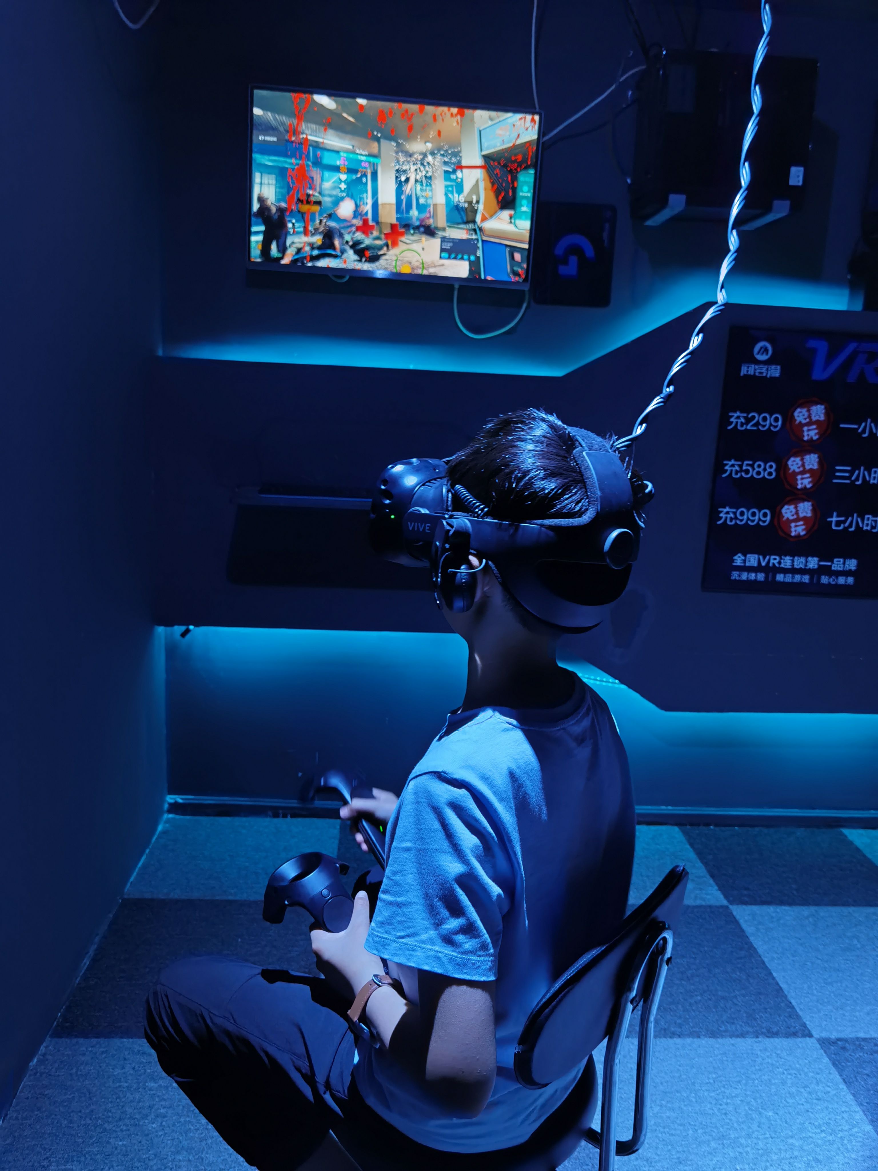 幻影星空VR虚拟现实体验馆、VR设备综合体验馆-生活在线观看(图1)