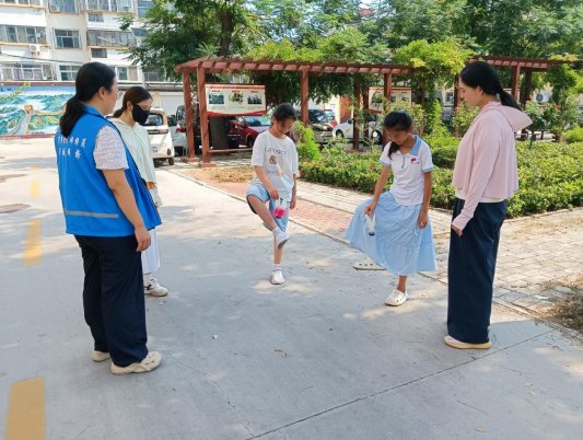 济宁市任城区仙营街道吴泰闸社区开展“全民健身·网格动起来”志愿服务活动(图1)
