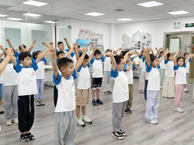 党建红引领幸福圈！香花桥党群服务中心藏着民生幸福(图2)