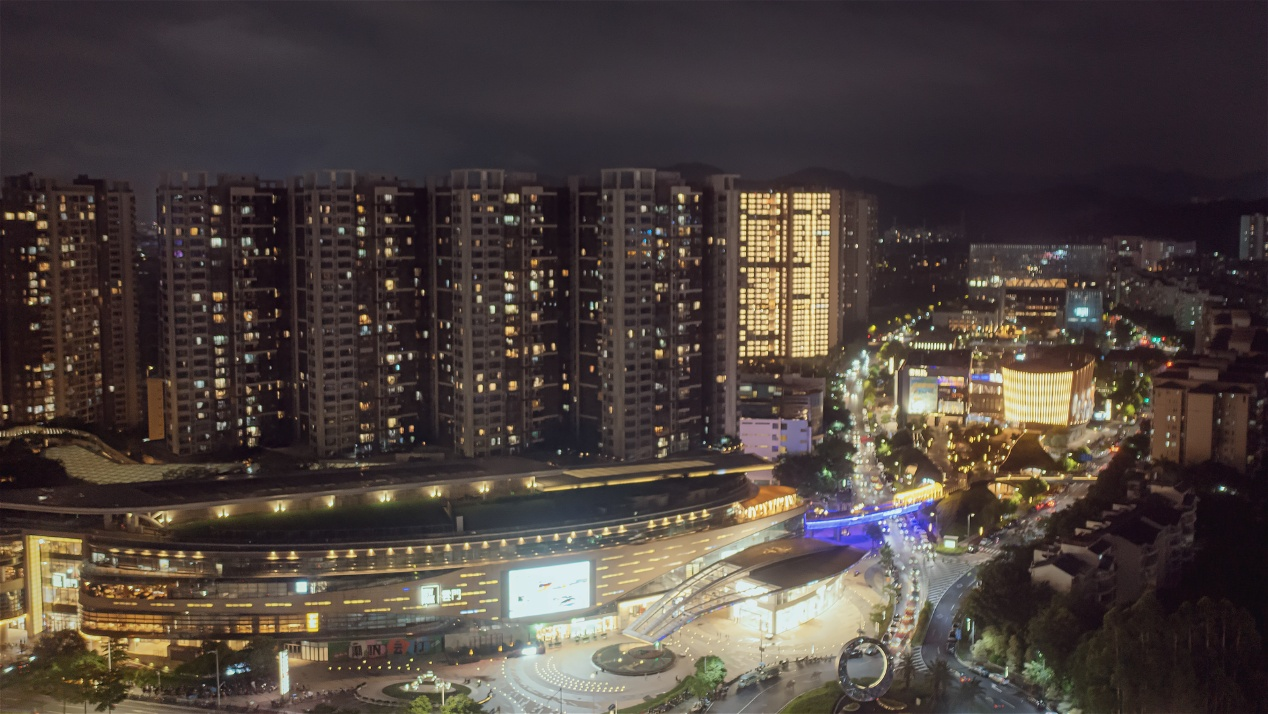 云山荣耀铸标杆新世界云耀以“好房子”促进城市高质量发展