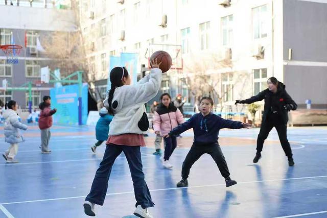 奔跑吧·少年！2025年北京市青少年趣味运动会燃动校园科学健身与体质促进双向赋能(图4)